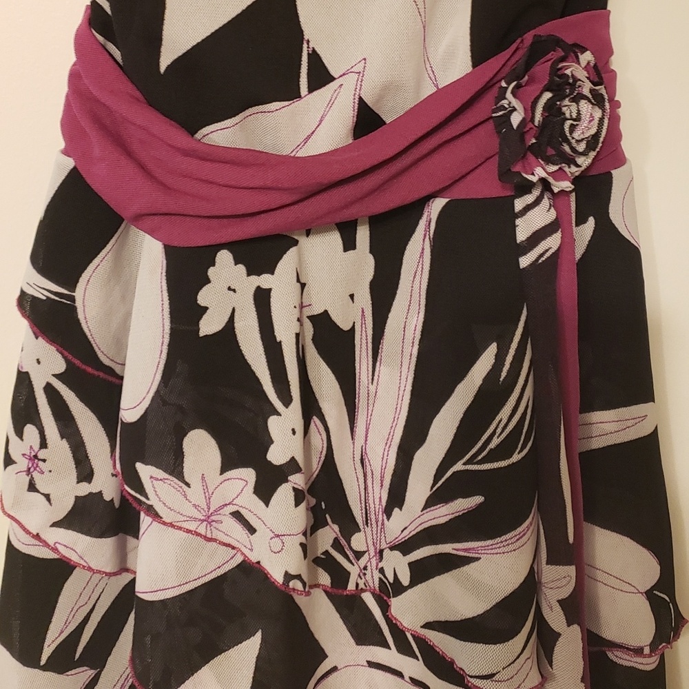 Floral Dress - Picture 3 of 4